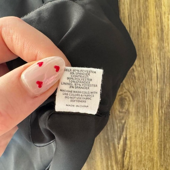 Rumored Black Mini Skirt Side Slit Detail Size Medium - Picture 5 of 7